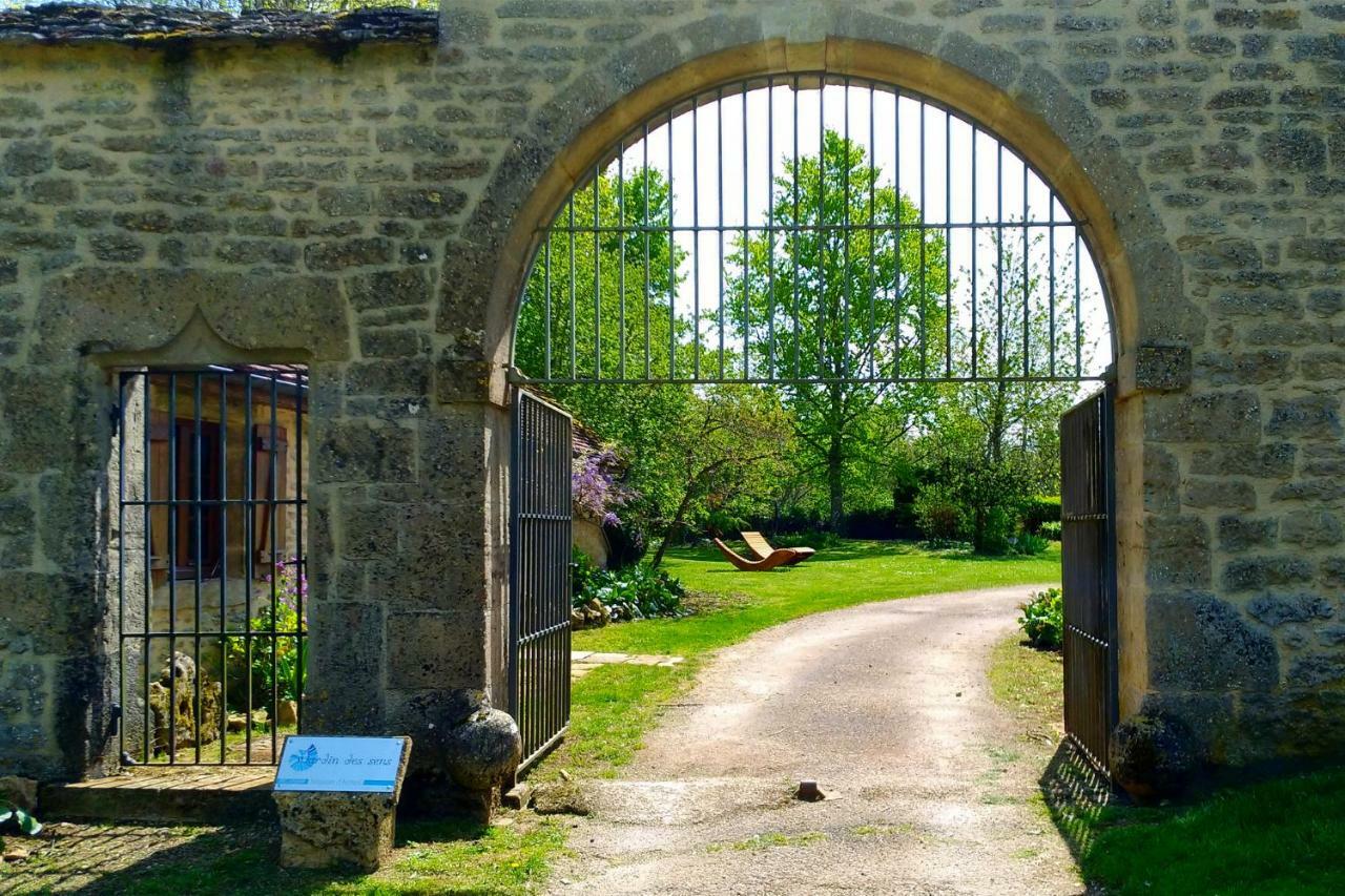 Jardin Des Sens, La Rente D'Eguilly Bed & Breakfast Luaran gambar